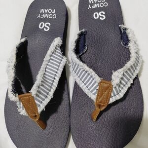 SO Comfort Foam Navy Stripe Frayed Flip Flops